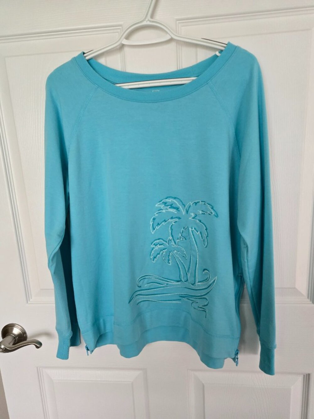 Women’s PALM GROVE pullover blue Crewneck Sweatshirt  size L